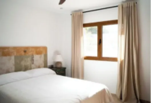 LOS PALMITOS HOUSE IN RURAL ENVIRONMENT