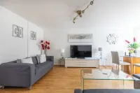 London Oasis in Woolwich Arsenal Отели в г. Гринвич