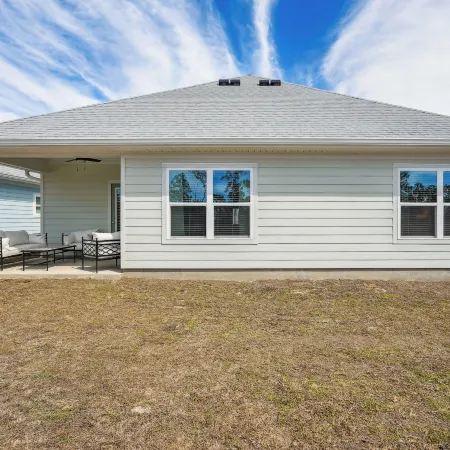 Port St Joe Escape w/ Golf Cart & Pool Access
