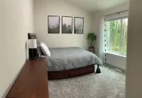 Private & Spacious 2BR apartment in Kingston, WA