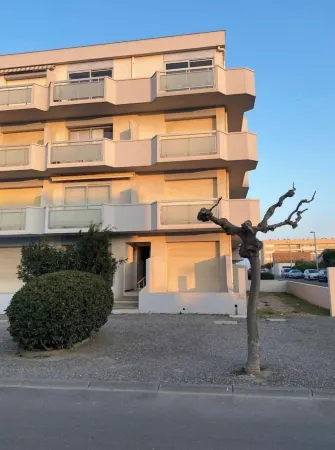 F2 Port la nouvelle Отели в г. Пор-ла-Нувель