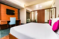 La Silver Leaf Hotel