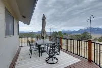 Spacious Hotchkiss Home w/ Stunning Mountain Views - Wifi