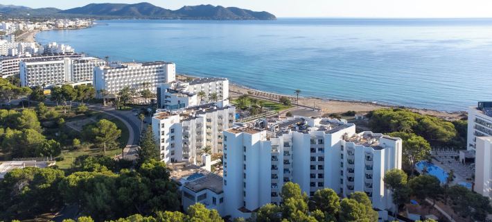 Hipotels Bahía Grande Aparthotel Ξενοδοχεία στην πόλη Λέβαντ