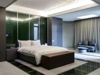ALL-UR Boutique Motel Pingtung Branch
