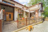 Spacious Vacation Apartment Also for Families. Hotels in Budaorsi