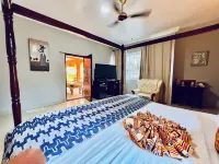 Coconut Pointe Villa & Beach Resort