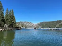 Hinrichsen Private Cabin Getaway