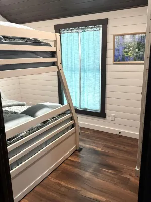 Cozy 2 Bedroom Cottage in the Woods, Near Enchanting Petoskey, MI, With WiFi Hotels in Springvale Township