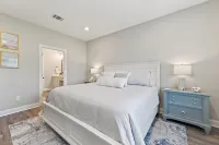 The Coral Reef Estate - 5 bd/ 3 bath