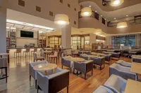 Sao Paulo Airport Marriott Hotel - Breakfast
