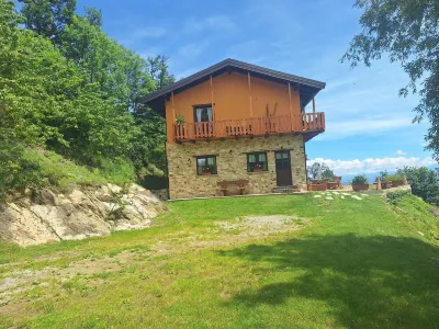 Casa Bella Vista Отели рядом с достопримечательностью «Via Ferrata Bec Valletta»