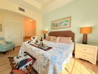 Resort Pool and Golf Views - Charming Retreat فنادق في لافمان