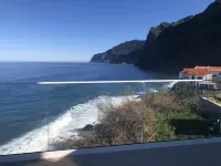 Casa Del Mar- Wonderfull Sea Views & Swimming Pool - Homestays