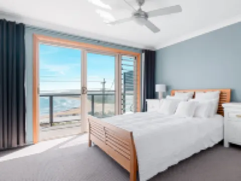 Retreat by the Sea – Coastal Escape with Cozy Spa & Panoramic Ocean Sunset Views Hotels in Gerroa