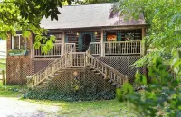 Roan Mountain Charming Cabin Hot Tub Close to Hiking Dogs Welcome