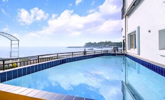 Yeosu Wow A Pension