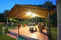 5BR Mulberry Farm with private pool, Open-Air Jacuzzi and Eco-friend Practices فنادق في Mewat