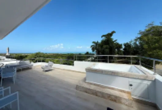 Luxury Apartment with Ocean View