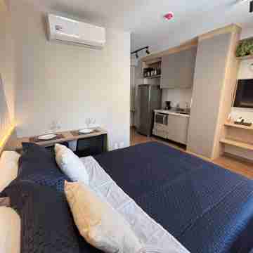 New and equipped studio close to the American consulate and subway Rooms