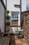 Charming Kenton Cottage Near Castles & Coasts