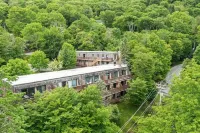 Tranquility Beech: 2Br Condo Steps from the Resort--Parking Lot Level: No Stairs