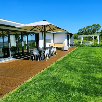 MONTE DA FIFAS Countryside house with a pool and a magnificent view over the dam Hotels in Montargil