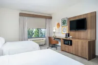 Holiday Inn Boise Airport Hotels near Boise Airport