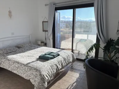 Penthouse with Rooftop & Mountain View - Between Sea, Nature & Relaxation Các khách sạn ở 