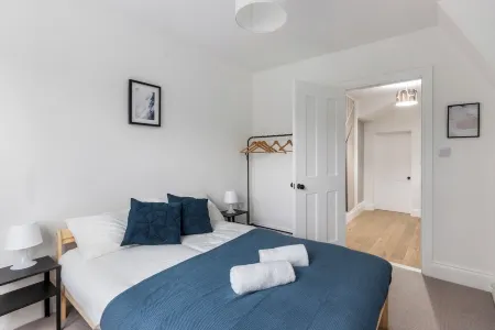 Heart of St Albans City Centre location with free parking