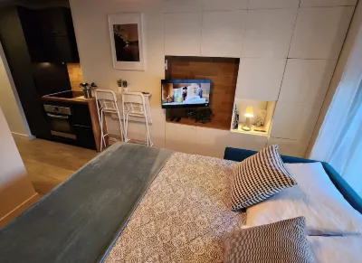 Jules' Key Hotels near St-Germain-Gde-Ceinture