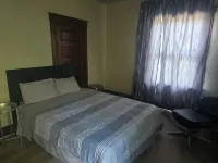 Spacious 5-bedroom house in brilliant Cincinnati with WiFi, AC