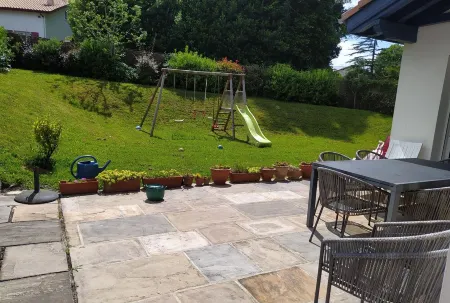 House with garden 5 min from the beach