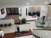 casa queens Hotels in Florencia