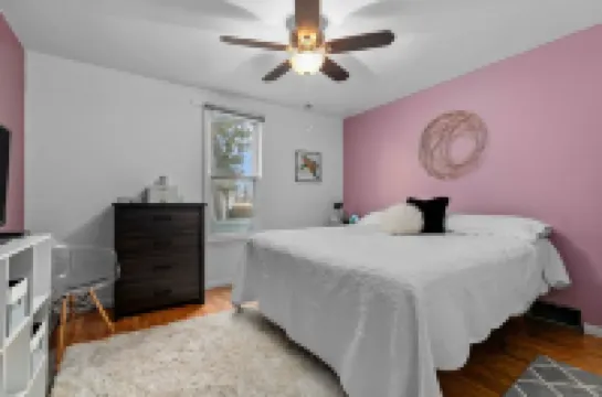 House blocks from the Fox River with access to Lake Winnebago. Easy I41 access.