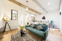 Charming T2 Apartment with Terrace in Mâcon - Near Train Station