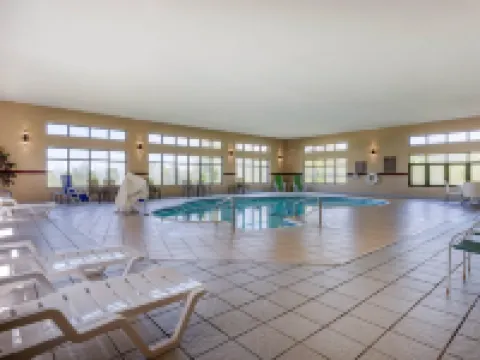 Comfort Suites ローラのホテル