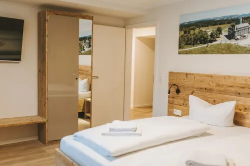 Vacation apartment Schneeglück for 10 people with large terrace Hotels in Neuastenberg