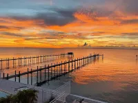 Luxury Waterfront Paradise in Apollo Beach