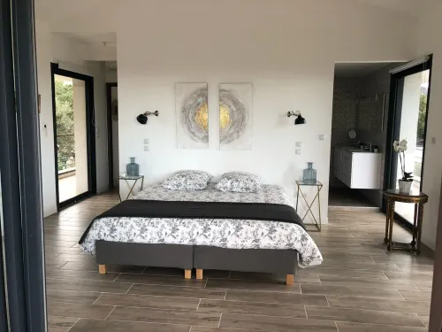 South Corsica, Villa 14 p, swimming pool, beach at 300m Hotels in Sainte-Lucie de Porto-Vecchio