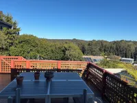 Gravity Stayz - 5min ride to the Mogo Trails and beautiful beaches Hotels in Batehaven