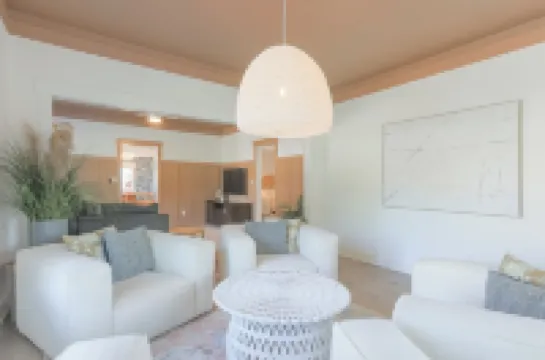 Charming Restored Craftsman-Walk to Dining-Shops- in Rose District