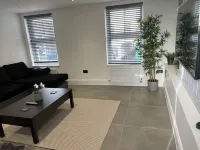 Luxury 1 bed apartment + 1 Sofa Bed