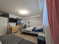 Charming 1-bedroom apartment with AC, WiFi in tranquil Walldorf Hotels in Walldorf