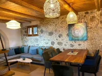 Meraki - Cara luxury apartment with sea views Hotels in Foinikas