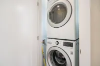 Charming 1-bedroom apartment with WiFi, AC in delightful Abbotsford