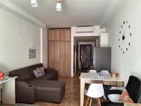 Florenza Khamsin, Studio i415-B