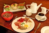 Kgarebana Boutique Guesthouse - breakfast