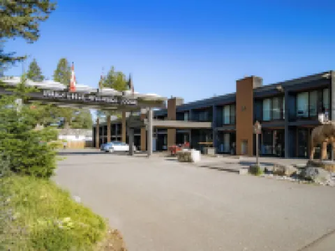 Prestige Riverside Lodge Hotels in Quesnel