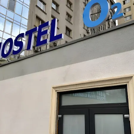 Hostel O2